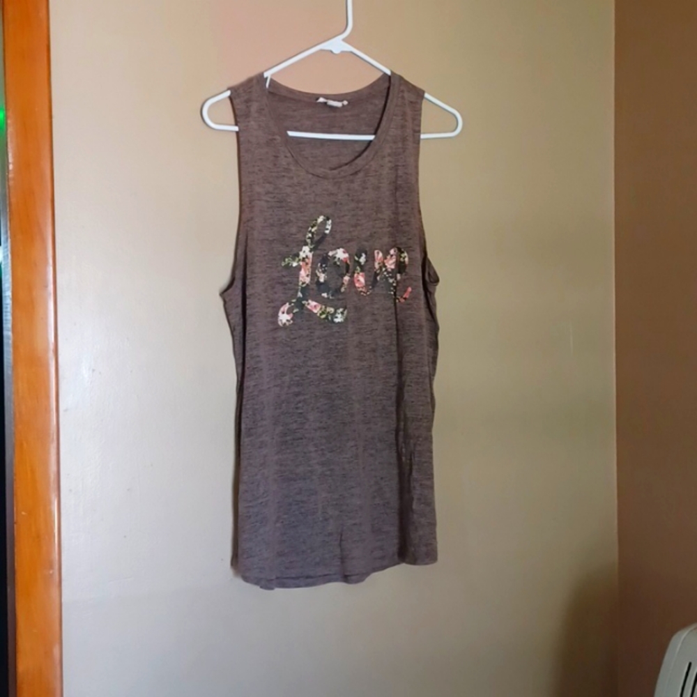 Tutta Bella Maternity Shirt Size XL